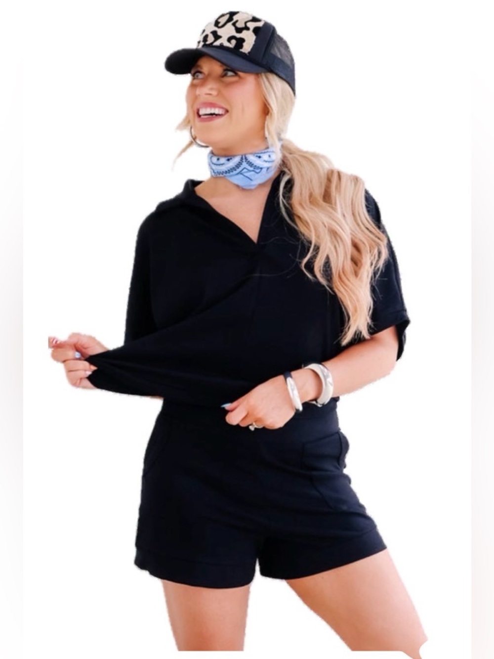 Black Short Sleeve The Willow Tree Large